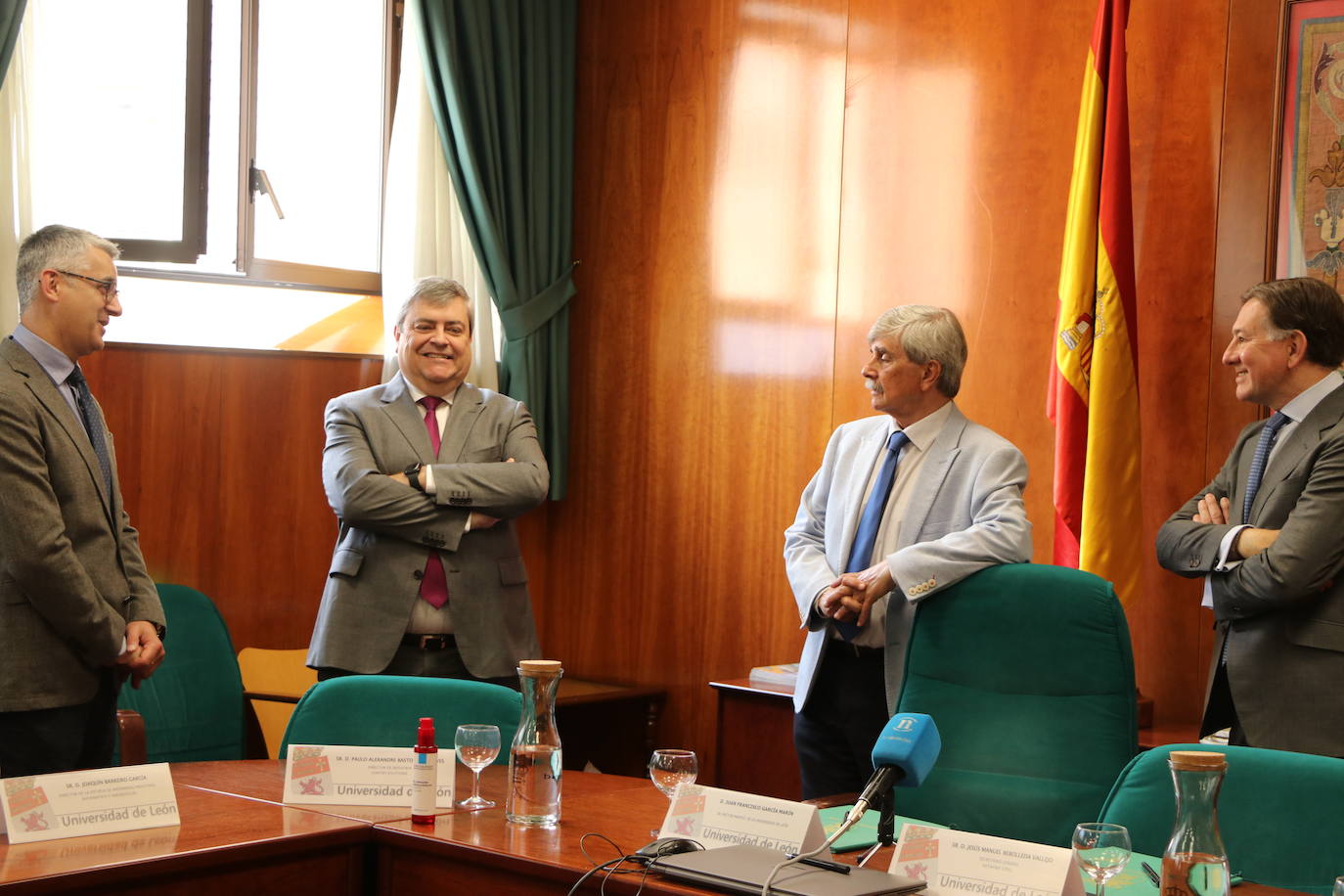 La ULE y Coated Solutions rubrican un convenio de colaboración