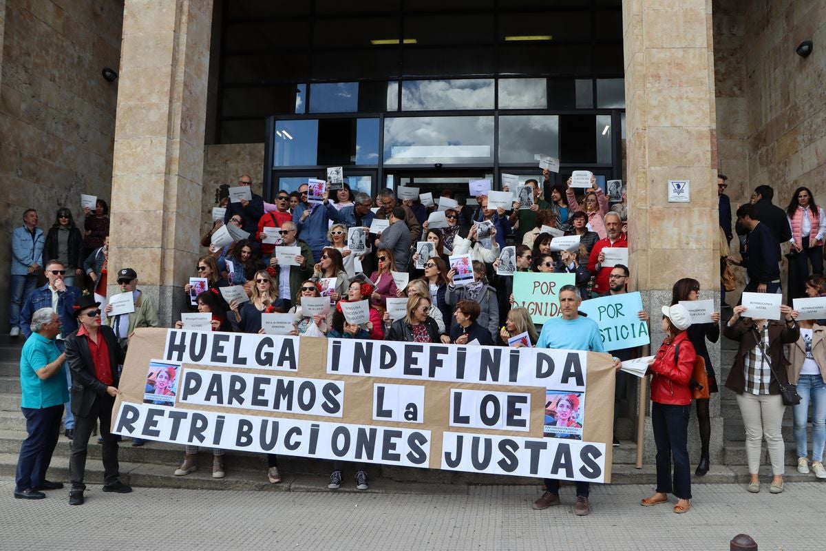 Los funcionarios de Justicia cortan Sáenz de Miera y amenazan con ir a la huelga indefinida