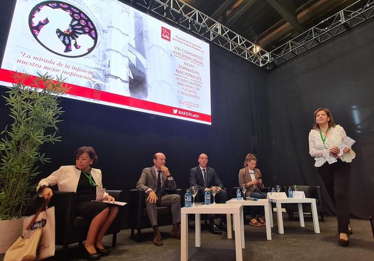 Un instante de la apertura del congreso celebrado en el Palacio de Exposiciones de León.