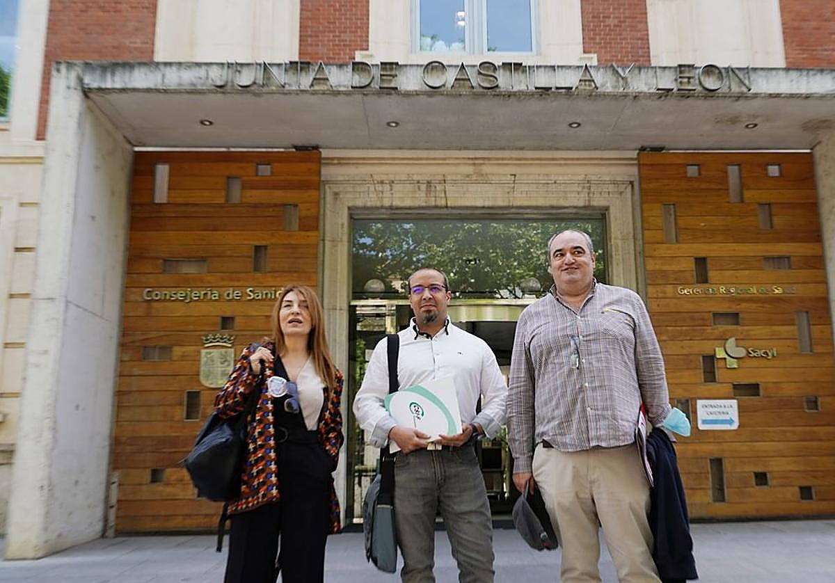 Los representantes sindicales en la Consejería de Sanidad de la Junta de Castilla y León.