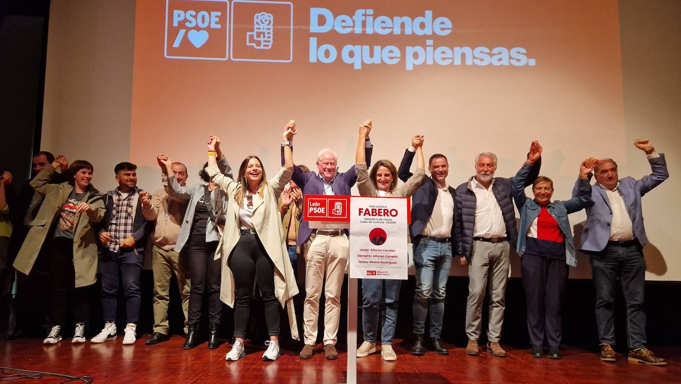 Teresa Ribera asiste a la presentación de la candidatura del PSOE en Fabero