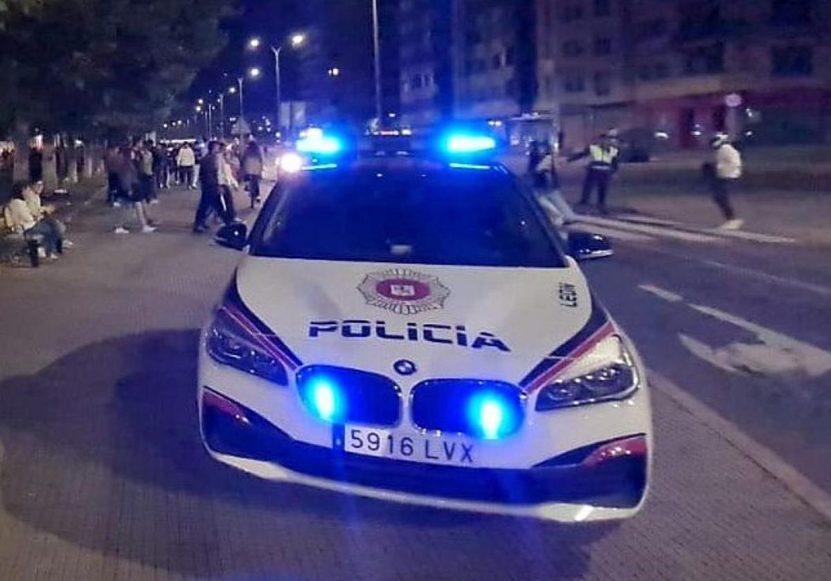 Imagen de una intervención de la Policía Local en León.