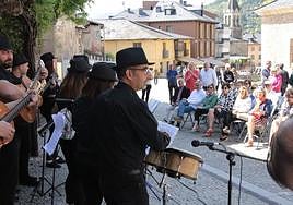 Concierto de guitarras y acordeones de la agrupación Guitardeón