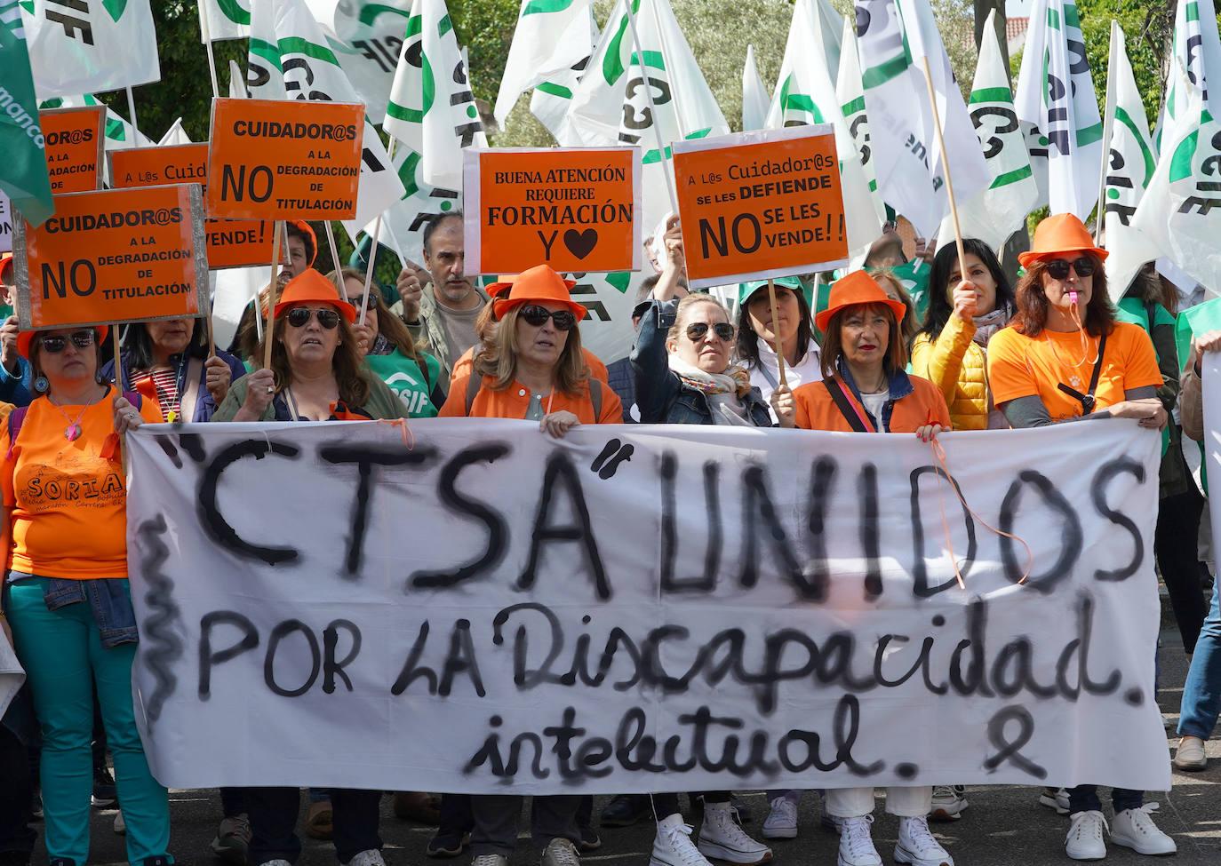 CSIF protesta contra el convenio de personal laboral de la Junta