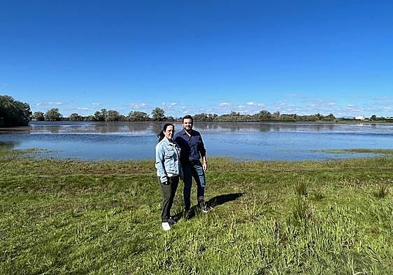 Miguel Ángel González y Patricia Martínez visitan las instalaciones de Cetile, en Chozas.