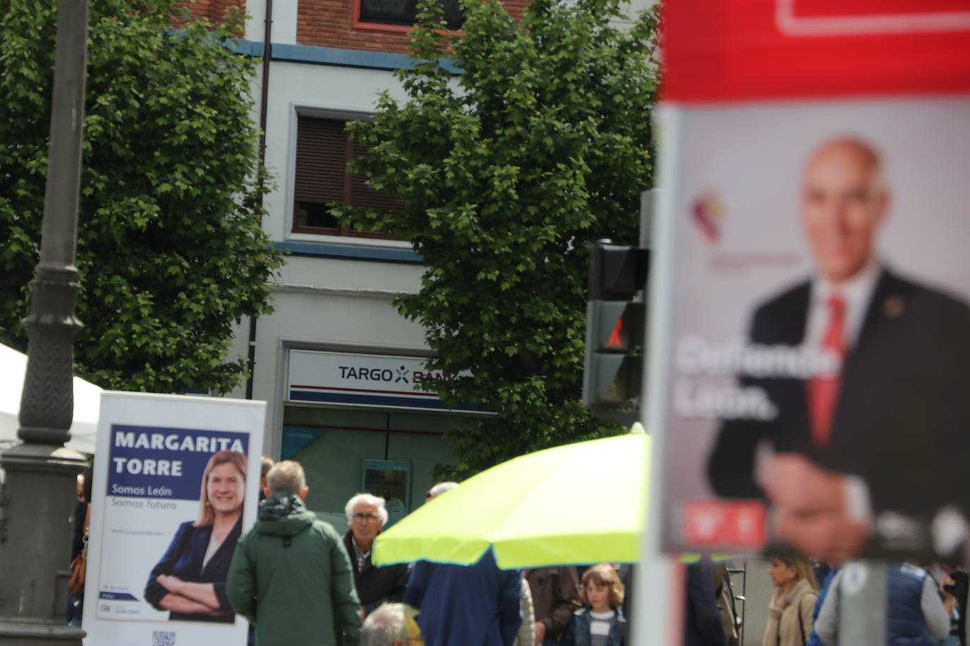 La campaña electoral llega al rastro
