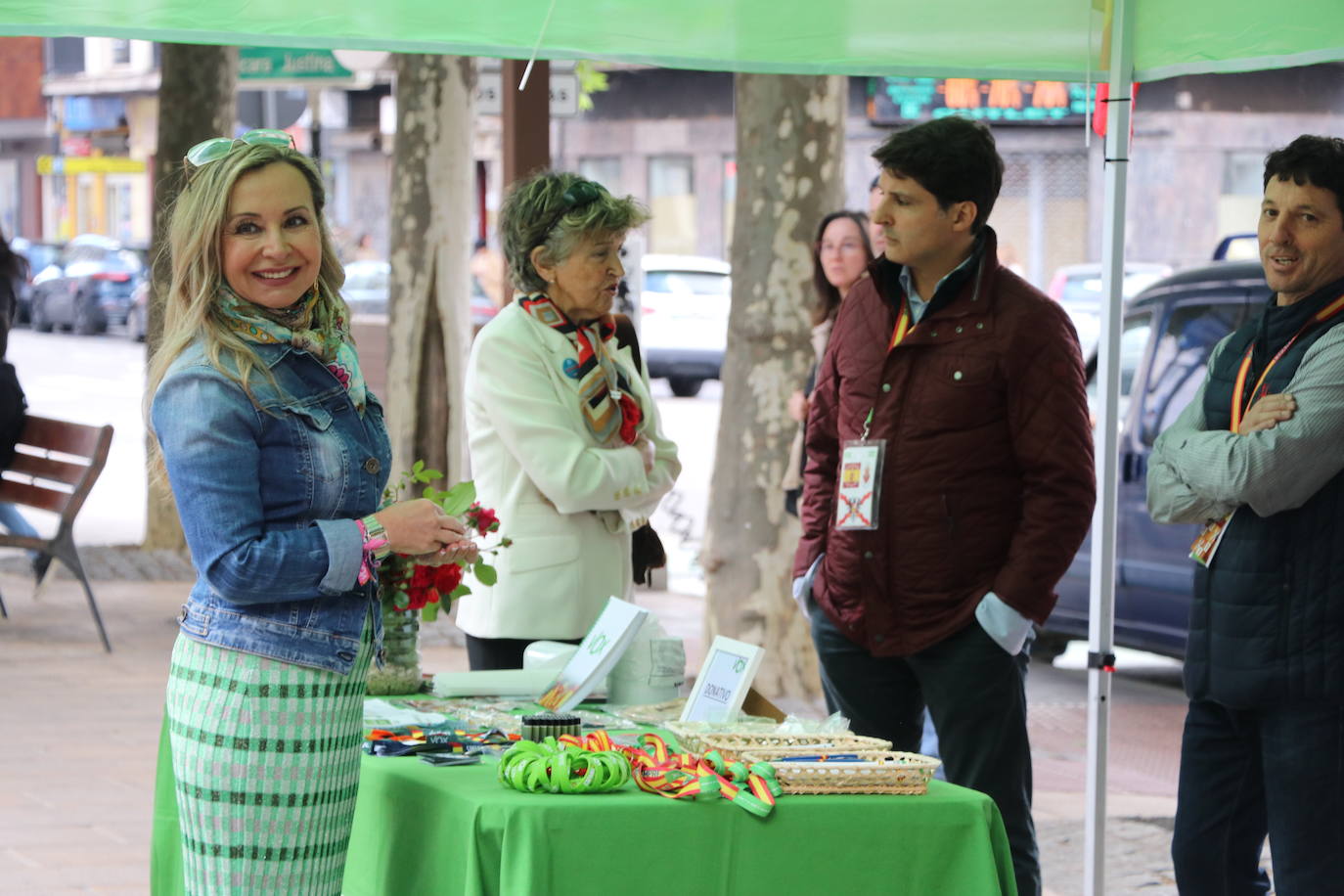 La campaña electoral llega al rastro