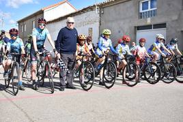 La Copa de Escuelas de Castilla y León recaló en tierras leonesas para celebrar en Santa María del Páramo el Trofeo Paramés de Escuelas