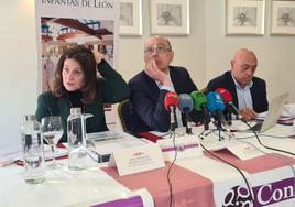 Rueda de prensa de la Federación Leonesa de Entidades Locales Menores para anunciar los avances de la denuncia por filtraciones de agua a Asturias a causa de la variante.