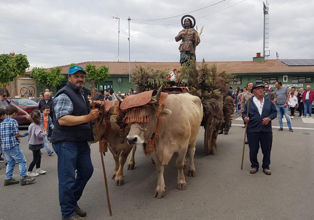 Santa María del Páramo celebra la festividad de San Isidro