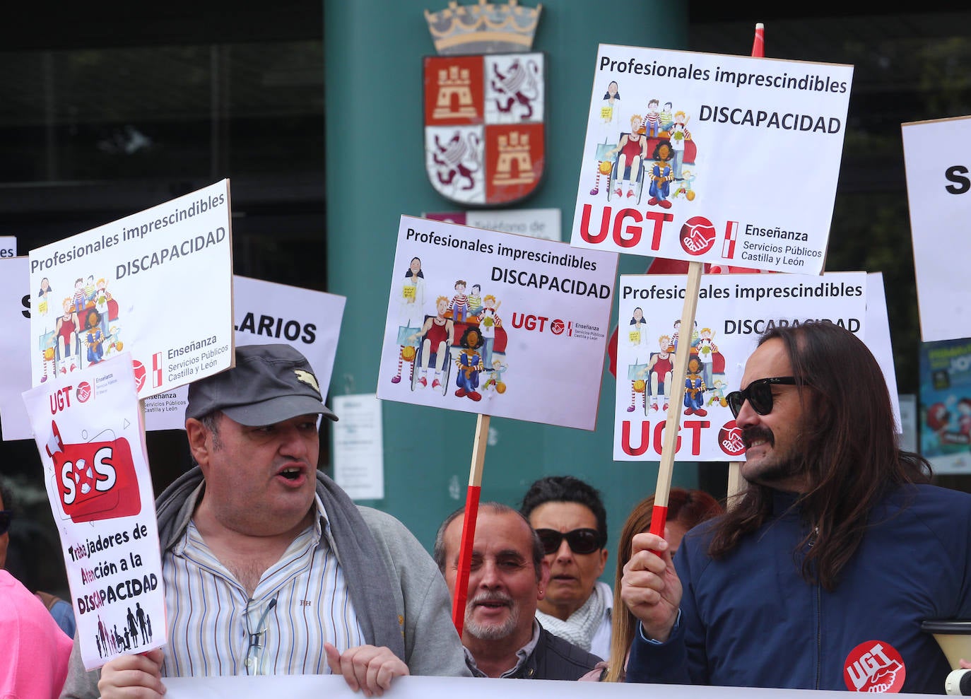 Trabajadores de atención a la discapacidad piden un complemento salarial