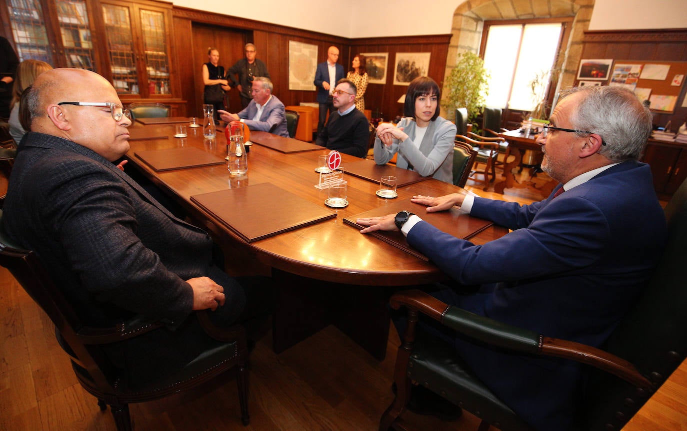 Visita de la ministra de Ciencia e Innovación a Ponferrada