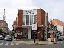 Estos centros servirán no solo como ventanas de información a autónomos, pymes y micro pymes, sino que desde ellos, los emprendedores recibirán toda la ayuda necesaria para gestionar y tramitar sus proyectos.