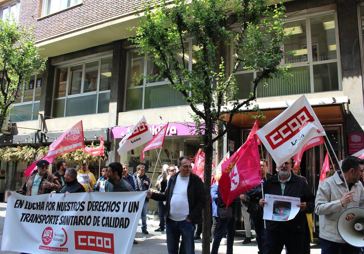 Los sindicatos se movilizan frente a la gestión de la Junta del transporte sanitario en León