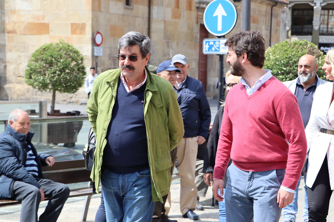 García-Gallardo apoya a Blanca Herreros en León