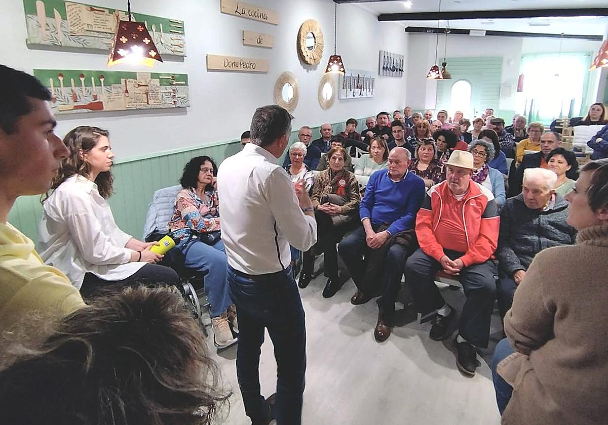 Juan Pablo Regadera Rodríguez, candidato independiente a la Alcaldía de Valencia de Don Juan por el PSOE.