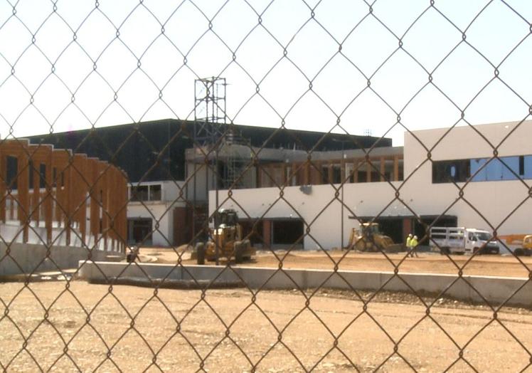 Imagen del nuevo centro comercial que impulsa el desarrollo del área sur de León, en La Lastra.