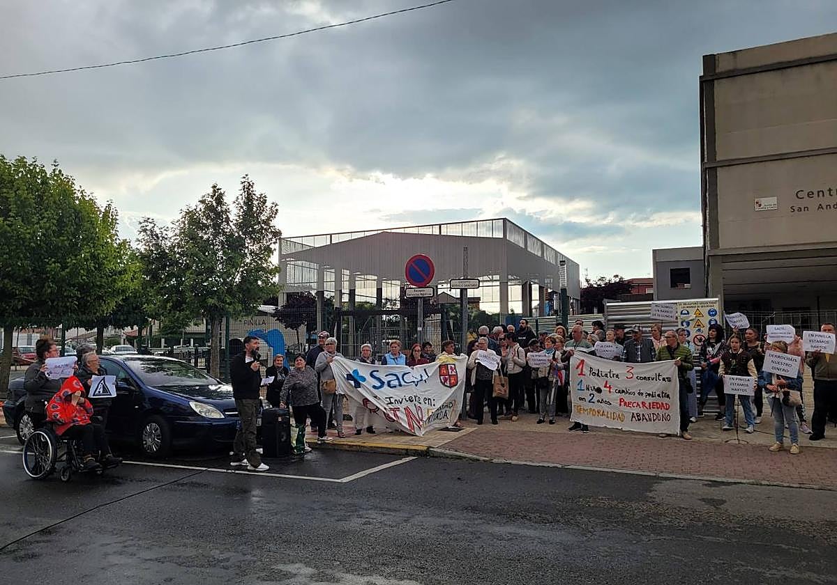 El barrio de Pinilla «se moja» por su centro de salud