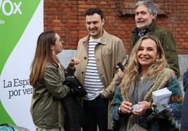 La candidata de Vox a la Alcaldía de León, Blanca Herreros, despide la campaña hacia el 28M.