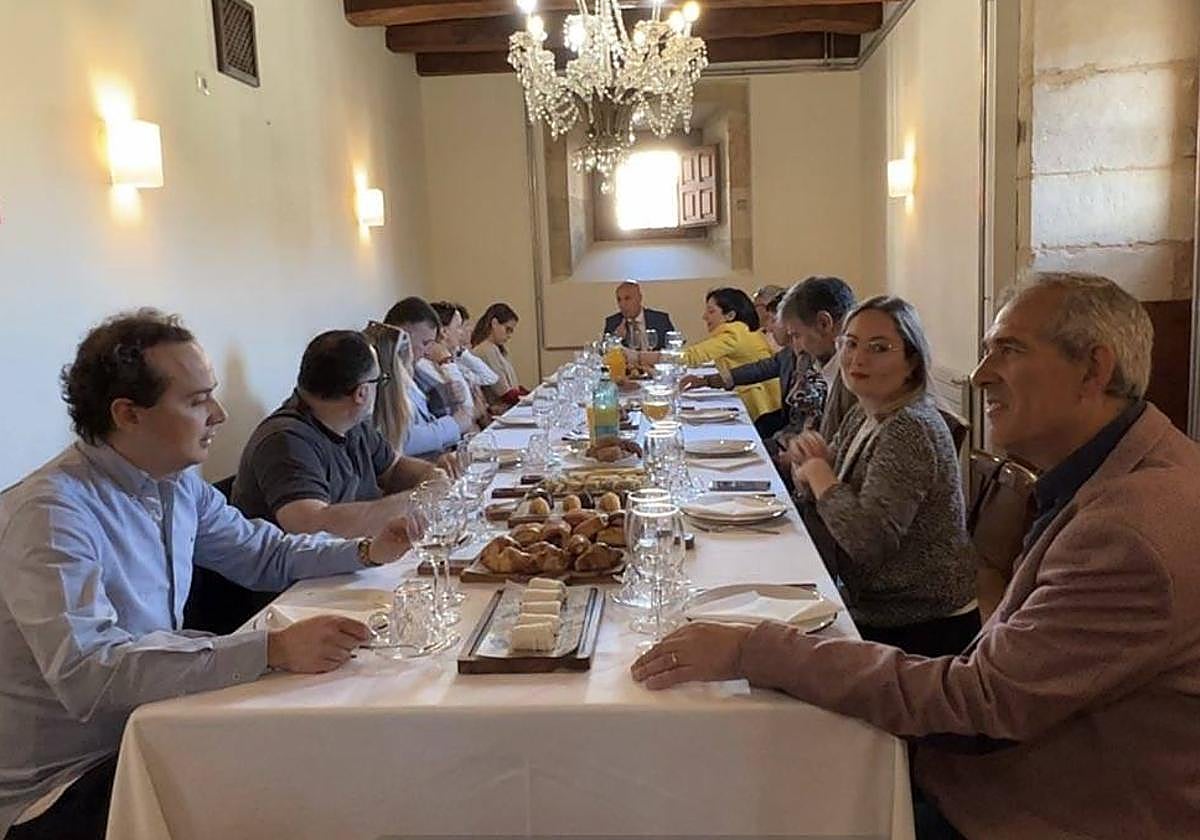 Diez propone un gestor para coordinar eventos y espacios en la ciudad.