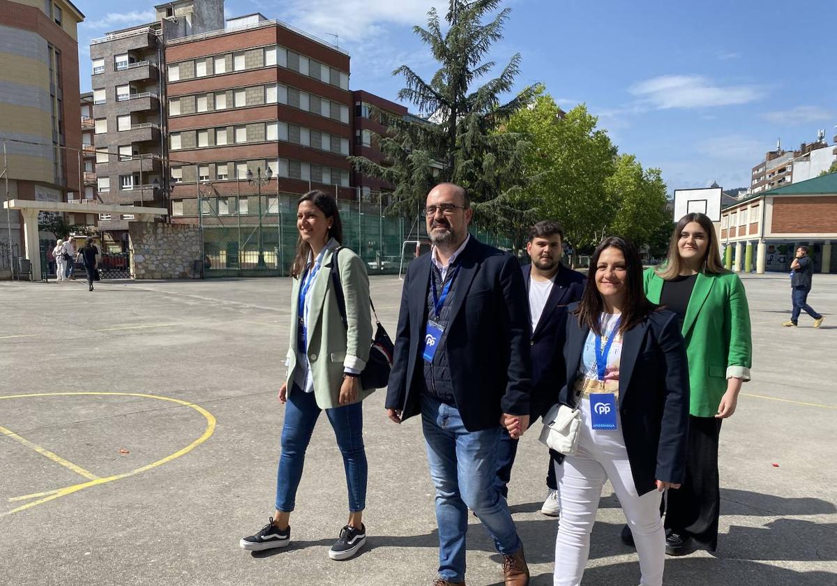 Los candidatos de Ponferrada votan