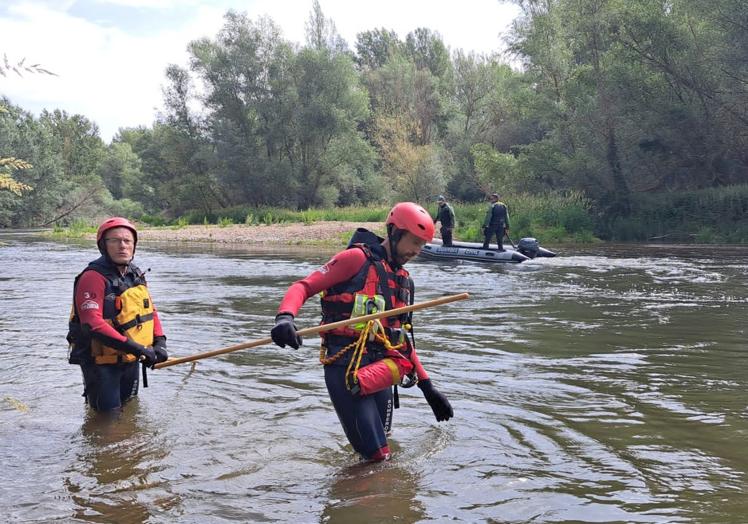 Efectivos de la Guardia Civil, durante las labores de rastreo.