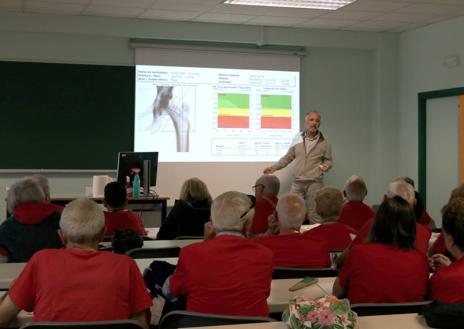 Imagen secundaria 1 - Concluye con éxito el proyecto de actividad física para adultos de la ULE