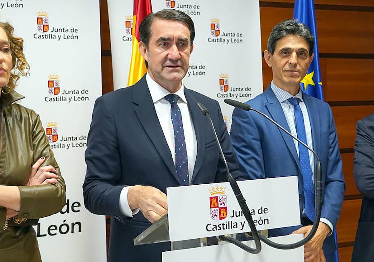 El consejero de Medio Ambiente, Vivienda y Ordenación del Territorio, Juan Carlos Suárez-Quiñones.