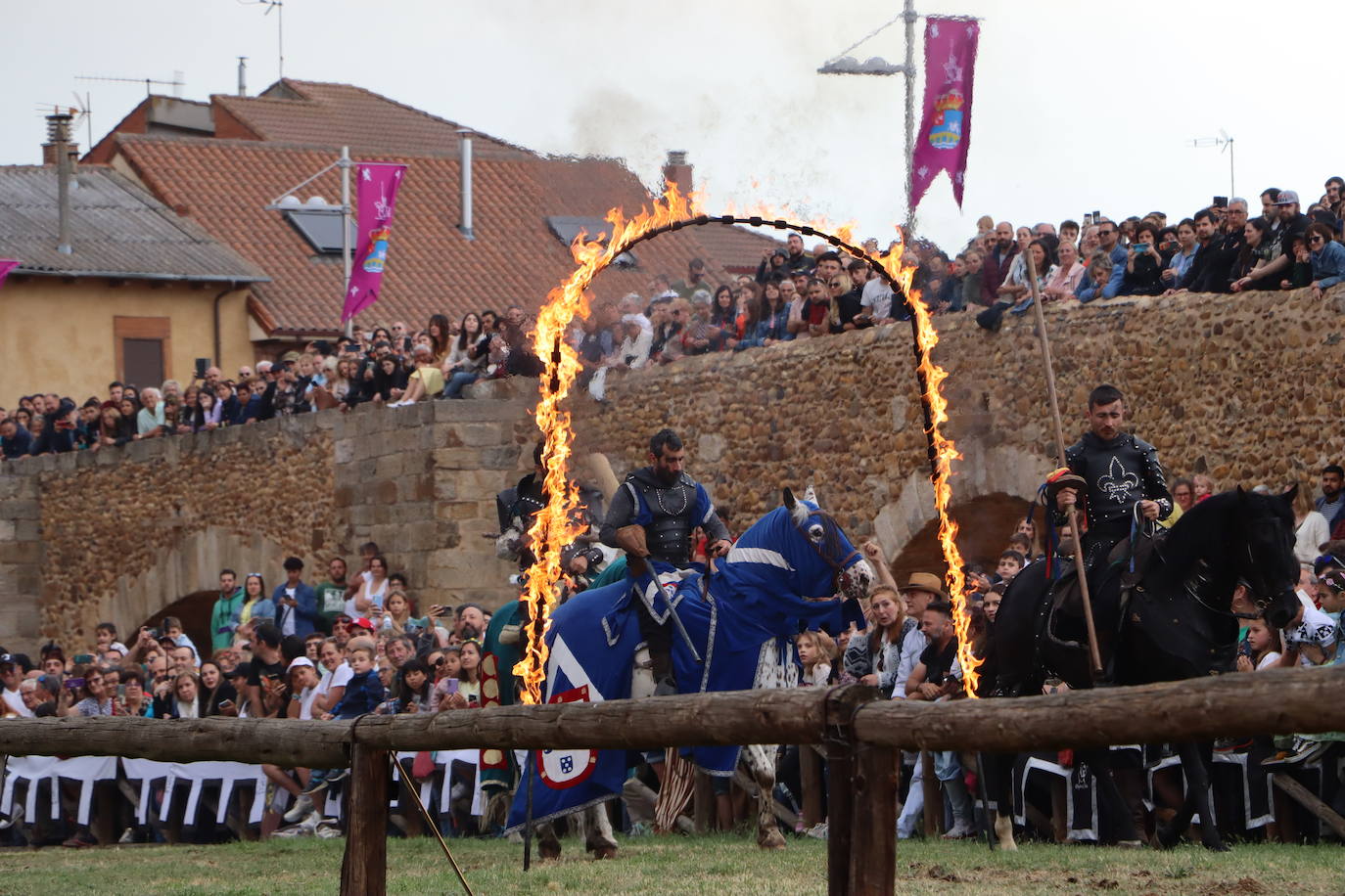 Las Justas Medievales llenan de color Hospital de Órbigo