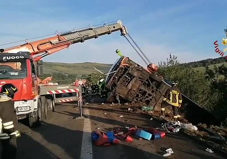 Muere una persona en un accidente de tráfico múltiple en el sur de Italia