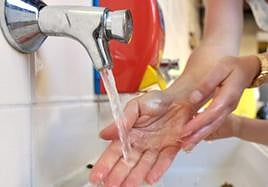 La cifra se ha elevado porque ya están adheridos el 60 por ciento de los servicios hospitalarios, el cien por cien de las Unidades de Cuidados Intensivos (UCI) y el 75 por ciento de centros de Atención Primaria.