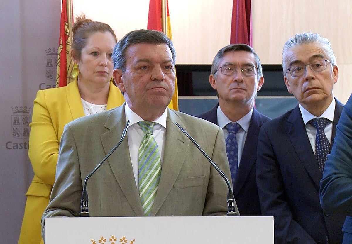 La Junta mantendrá el contencioso abierto sobre la legalidad de la resolución para flexibilizar el movimiento de ganado