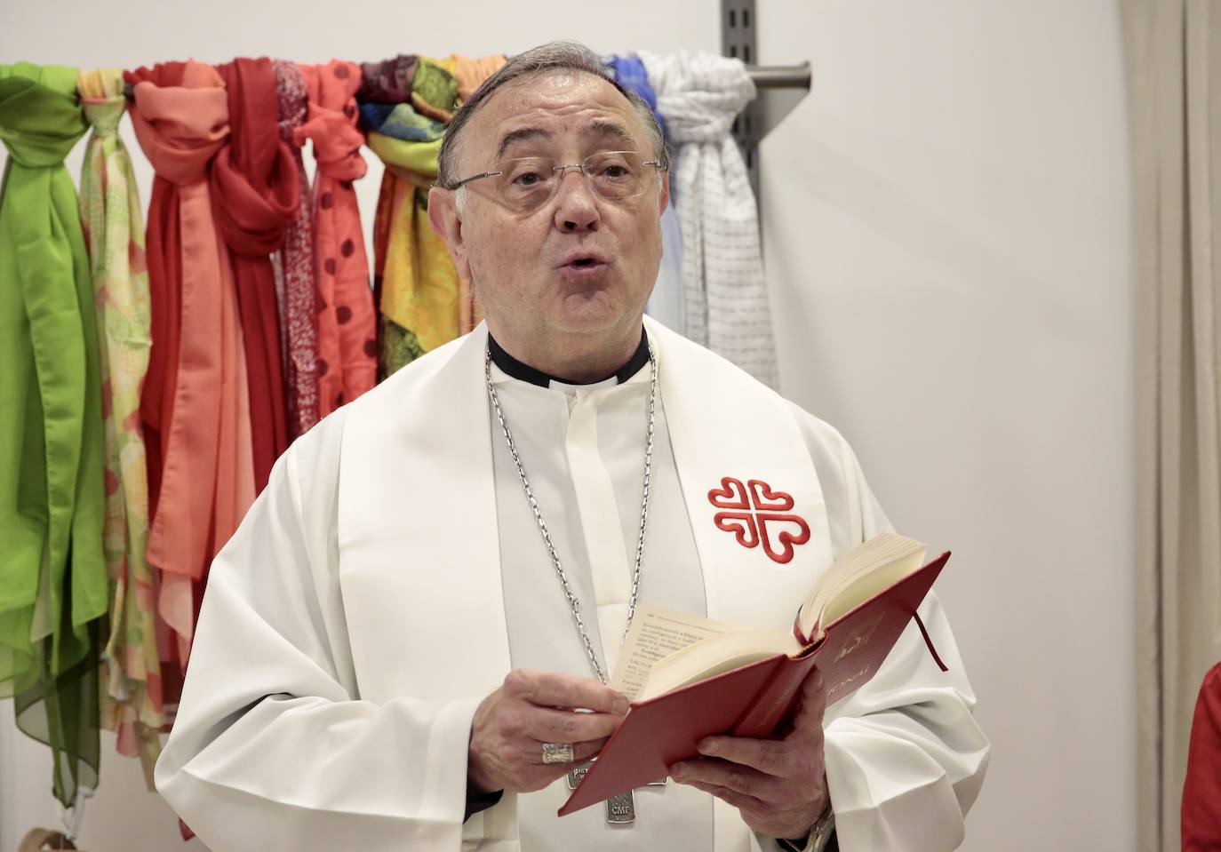 Inauguración de la segunda tienda Moda re- de Cáritas León