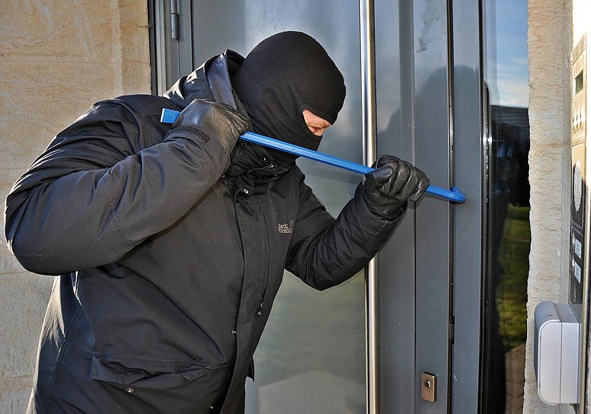 Entran en funcionamiento las oficinas de información antiocupación de la Junta.