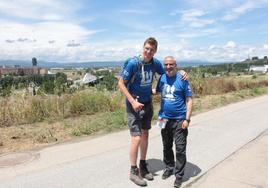 Olegario Ramón junto con el medallista olímpico Bas Van de Goor.