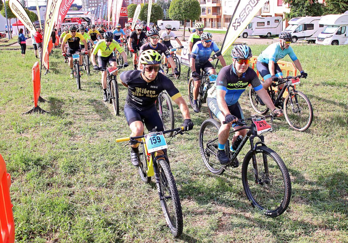 300 ciclistas participan en la novena edición de la Power Race León