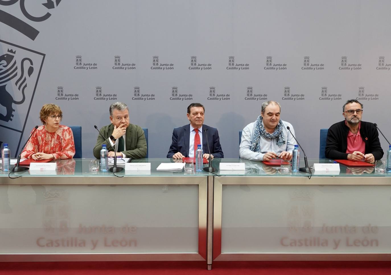 Firma del convenio colectivo del Personal Laboral de la Administración General de Castilla y León