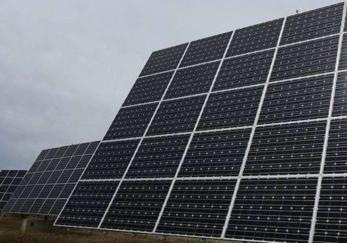 El colectivo muestra su «preocupación» por la aprobación de una gran cantidad de proyectos fotovoltaicos, etc.