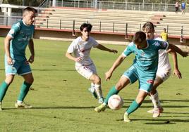 Sergio Fernández y Diego Peláez, en imagen, conitnuarán en el Atlético Astorga.