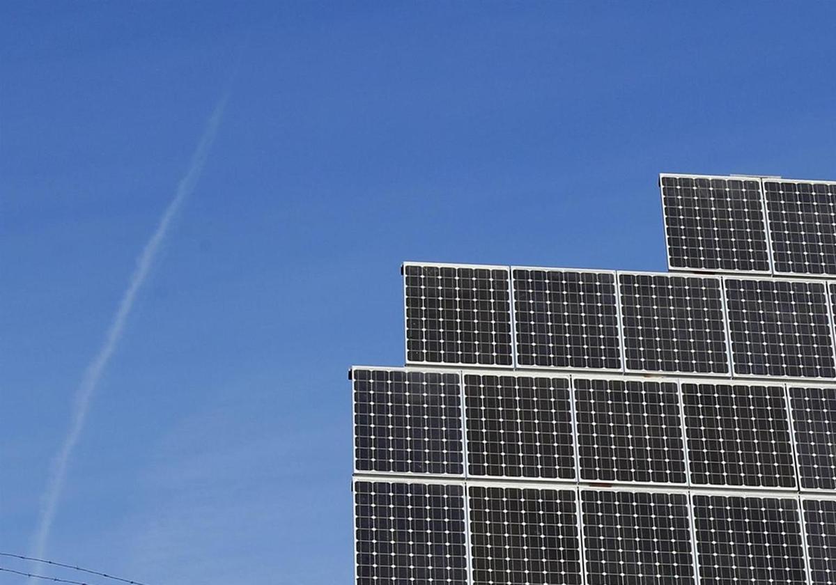 Autorización para una plata fotovoltaica en Rioseco de Tapia.