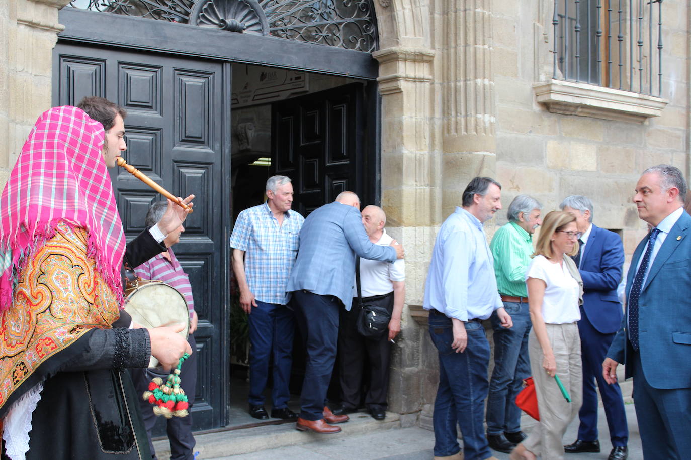 José Luis Nieto toma el bastón de mando de Astorga