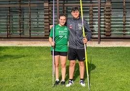 Los alteltas del ULE Sprint David Silván Del Prado y Alba Pérez Sanz.