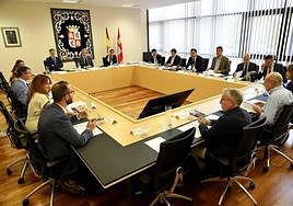 Reunión de la junta de portavoces de las Cortes.