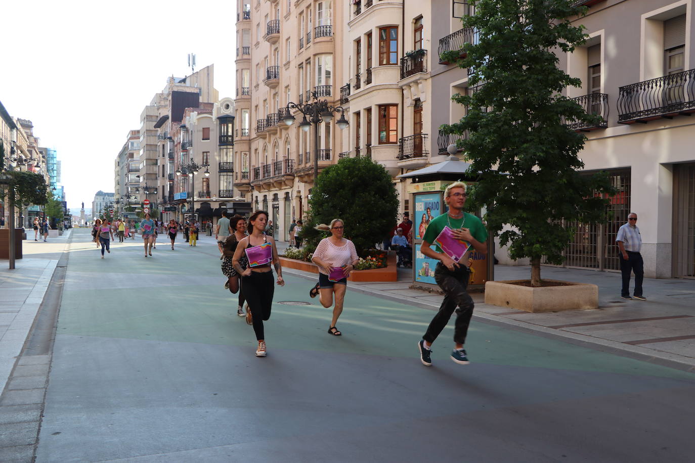 Carrera de tacones en León