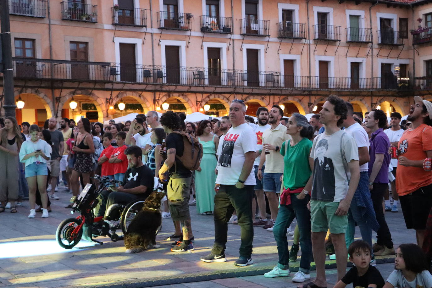 Cala Vento pone música a la noche leonesa