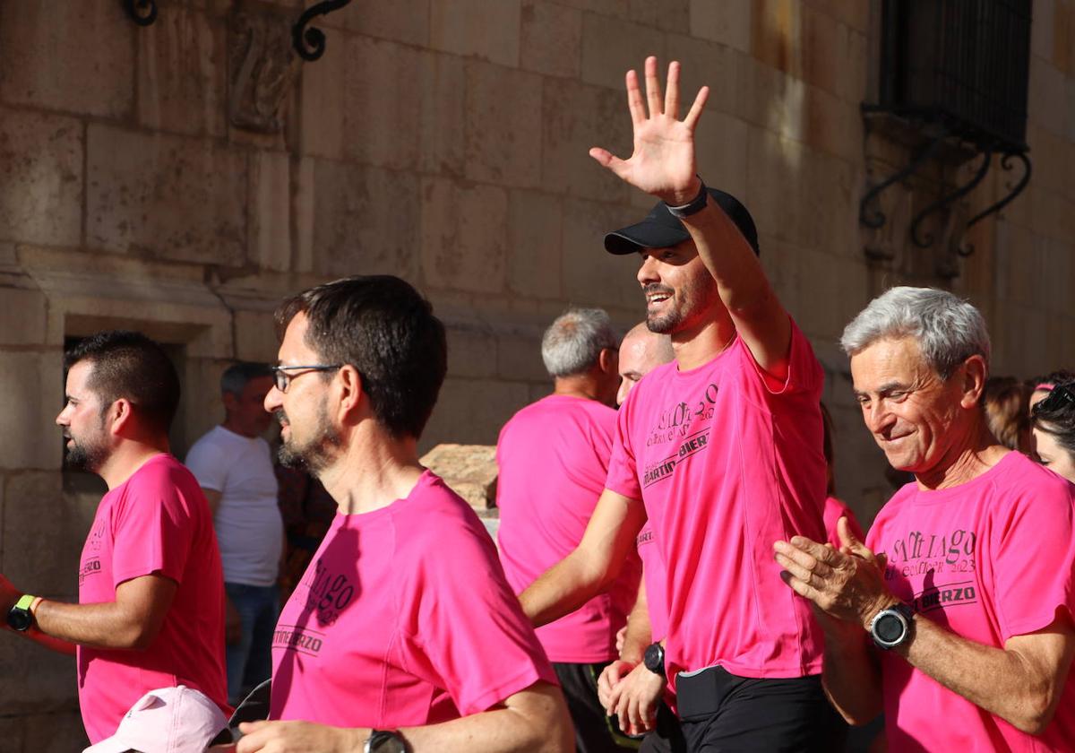 &#039;A Santiago contra el Cáncer&#039; llega a casa