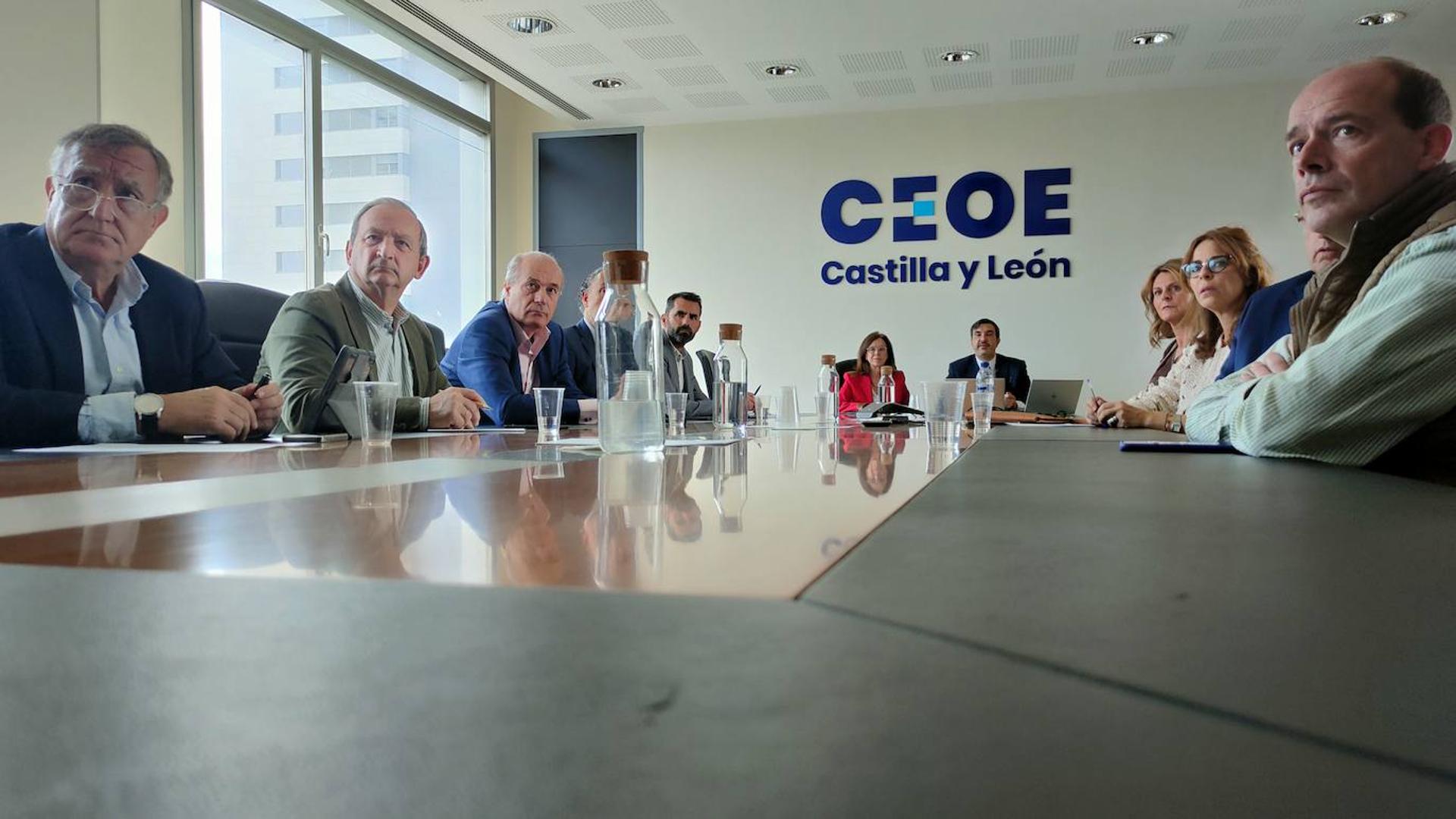 Reunión de la CEOE Castilla y León.