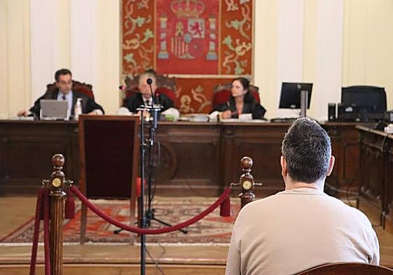 La Audiencia Provincial de León acoge el juicio por una presunta estafa a una mujer