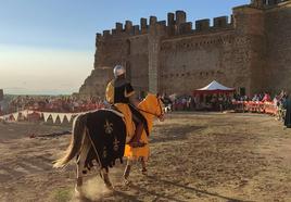 El castillo de Valencia de Don Juan se viste de época medieval.