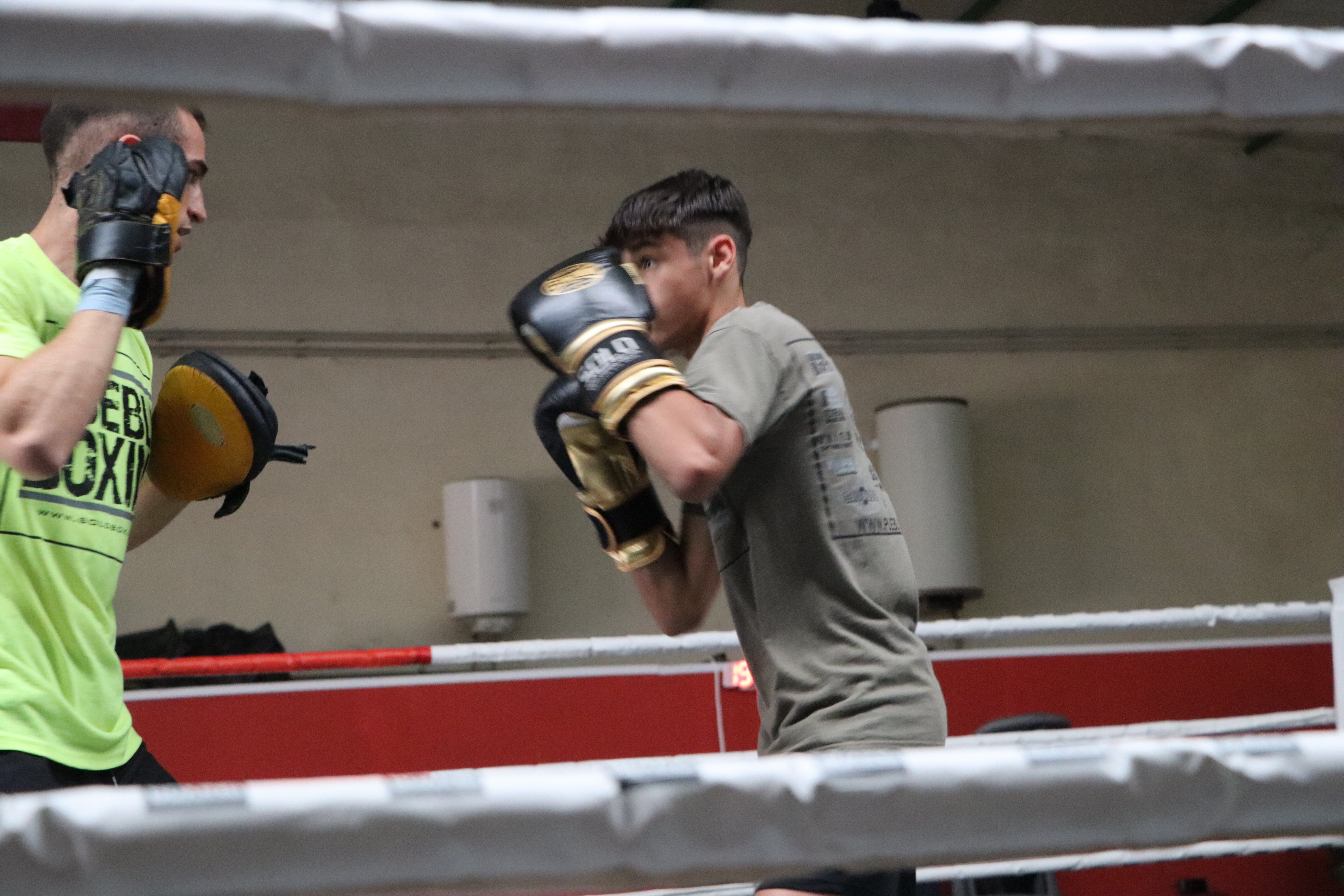 El boxeo se vive en León